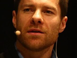 Los Caminos del futbol. Xabi Alonso 39666778464 cropped